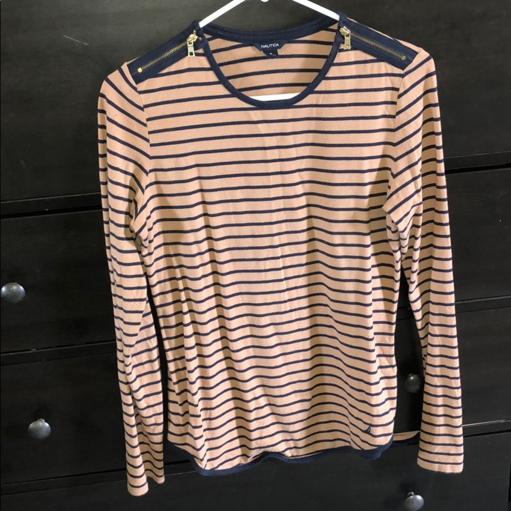 Striped Shirt 👚 Nautica